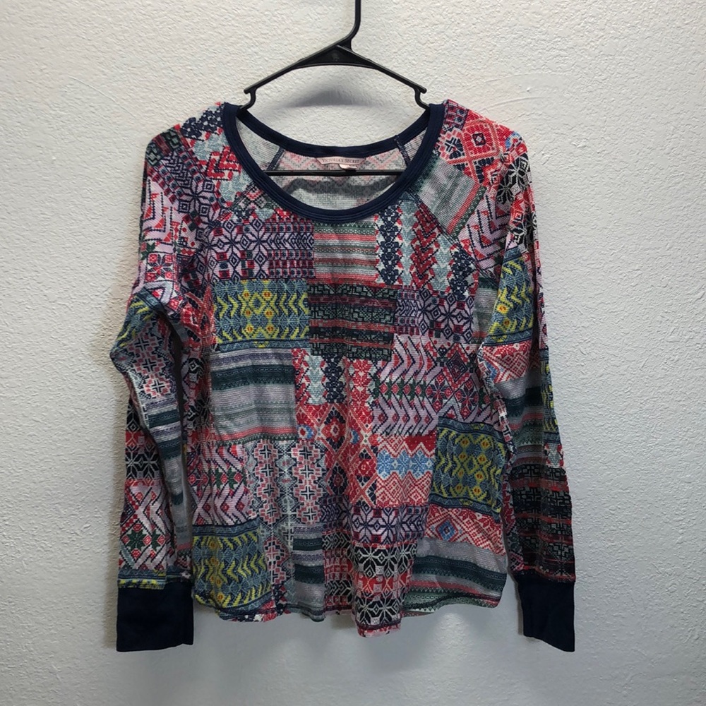 Nice Victoria’s Secret Knit Long Sleeve XL